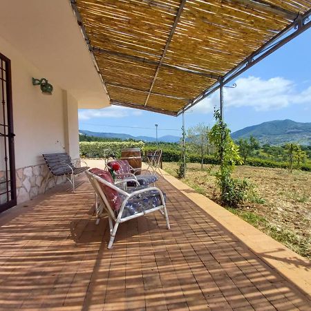 Bed and Breakfast L'Arcadia Giffoni Sei Casali Екстер'єр фото
